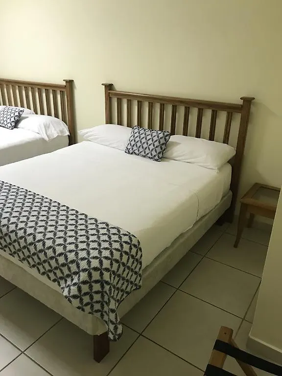 Rutena Suites Οράνχεσταντ 5*,